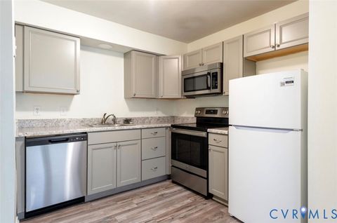 Tiny photo for 15249 Broadwater Circle, Chester, VA 23831 (MLS # 2613725)