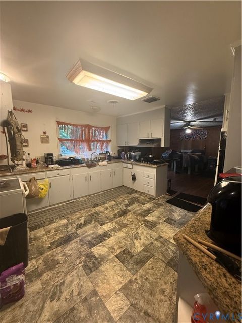 Tiny photo for 10096 Blue Star Highway, Sussex, VA 23882 (MLS # 2611597)