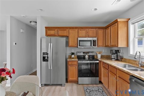 Tiny photo for 5408 Huntington Avenue, Richmond, VA 23227 (MLS # 2619999)