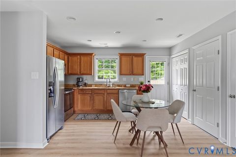 Tiny photo for 5408 Huntington Avenue, Richmond, VA 23227 (MLS # 2619999)