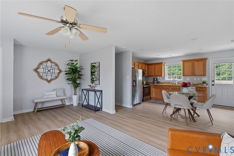 Tiny photo for 5408 Huntington Avenue, Richmond, VA 23227 (MLS # 2619999)