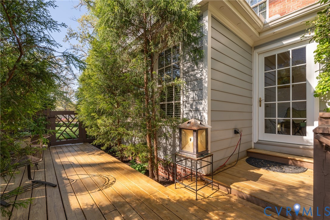 7712 Sweetbriar Road