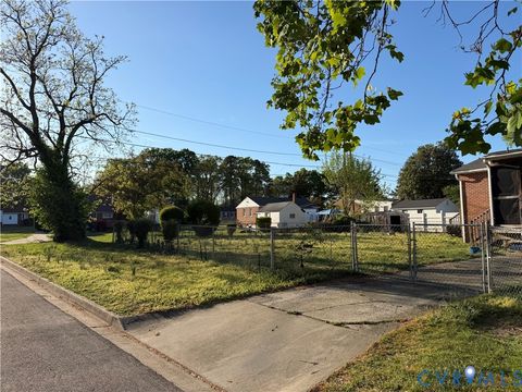 Tiny photo for 3200 Jowin Lane, Fairfield, VA 23223 (MLS # 2608319)