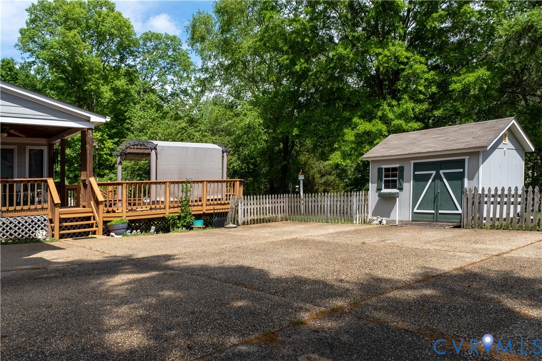 2301 Chartstone Drive