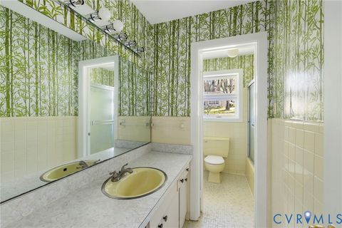 Tiny photo for 102 Grattan Road, Richmond, VA 23229 (MLS # 2606719)