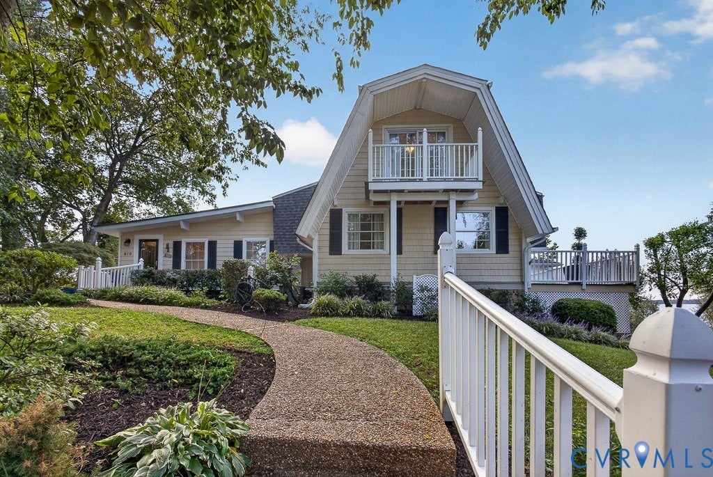 810 Jordan Point Road