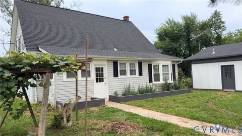 Tiny photo for 1501 N Main Street, Gretna, VA 24557 (MLS # 2617996)