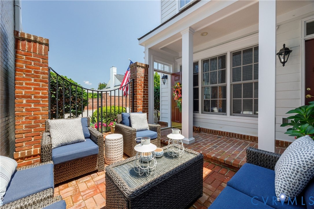 9509 Belle Air Lane