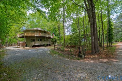 Tiny photo for 7 Sunsan Beach Road, Middlesex, VA 23043 (MLS # 2606699)