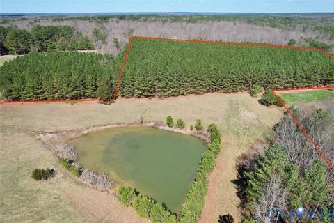 Tiny photo for 300 Daniel Road, Blackstone, VA 23824 (MLS # 2605676)