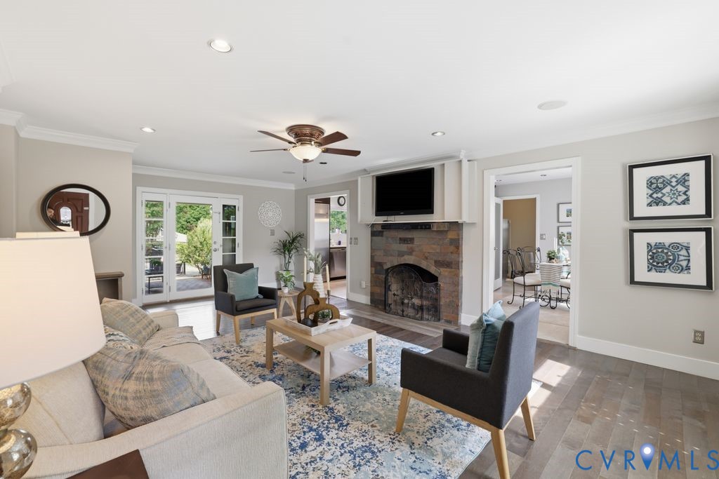 11721 Cedar Lane