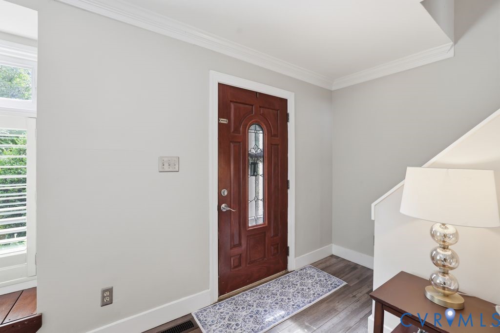 11721 Cedar Lane