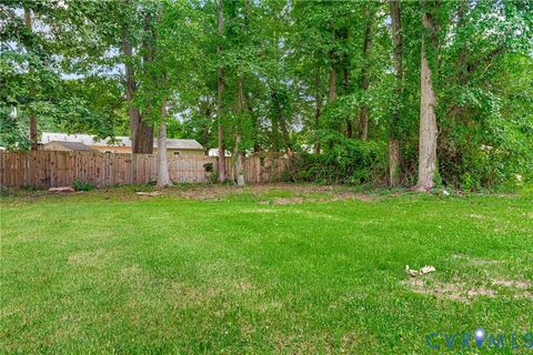 Tiny photo for 2124 Cloverdale Avenue, Hopewell, VA 23860 (MLS # 2616428)