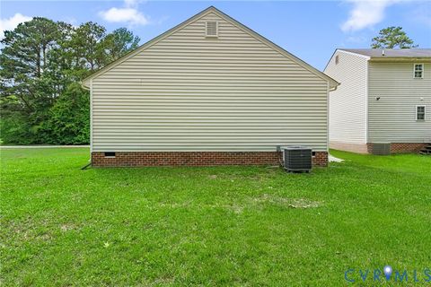 Tiny photo for 2124 Cloverdale Avenue, Hopewell, VA 23860 (MLS # 2616428)