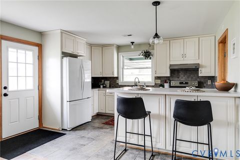 Tiny photo for 2501 Lancers Boulevard, North Chesterfield, VA 23224 (MLS # 2604354)