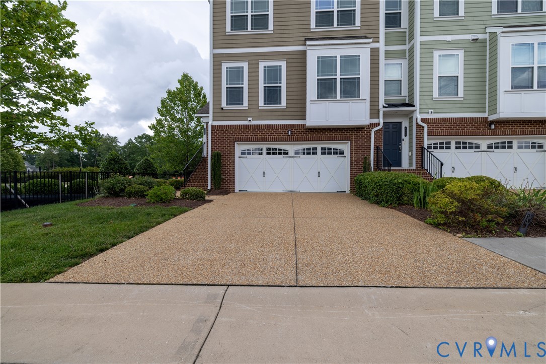 4557 Whinny Lane