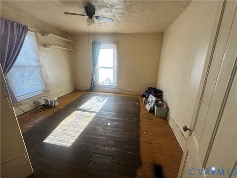 Tiny photo for 5 N Daisy Avenue, Henrico, VA 23075 (MLS # 2628418)