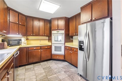 Tiny photo for 2086 Defense Road, Petersburg, VA 23805 (MLS # 2528599)