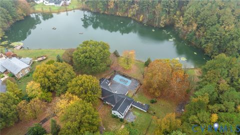 Photo of 2086 Defense Road, Petersburg, VA 23805 (MLS # 2528599)