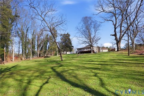 Tiny photo for 24360 Ruther Glen Road, Ruther Glen, VA 22546 (MLS # 2601546)