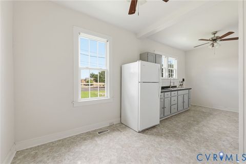 Tiny photo for 503 N 3rd Avenue, Hopewell, VA 23860 (MLS # 2618463)