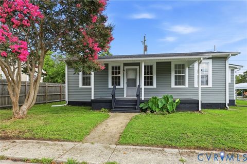Photo of 503 N 3rd Avenue, Hopewell, VA 23860 (MLS # 2618463)