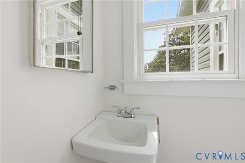 Tiny photo for 503 N 3rd Avenue, Hopewell, VA 23860 (MLS # 2618463)
