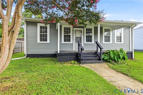 Tiny photo for 503 N 3rd Avenue, Hopewell, VA 23860 (MLS # 2618463)