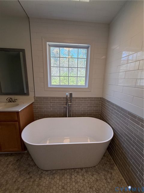 Tiny photo for 40 Enfield Forest Lane, Aylett, VA 23009 (MLS # 2607547)