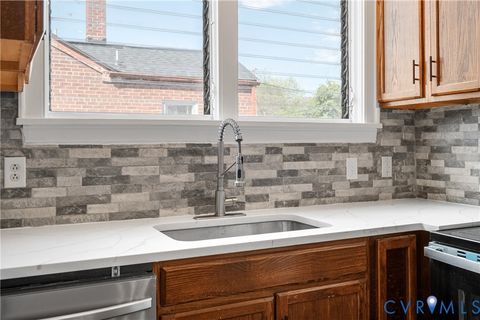 Tiny photo for 2711 Montrose Avenue, Richmond, VA 23222 (MLS # 2601746)