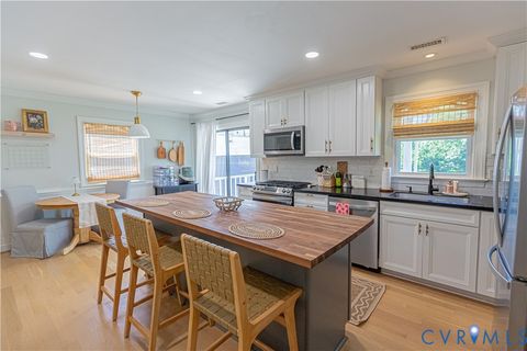 Tiny photo for 8298 Studley Road, Mechanicsville, VA 23116 (MLS # 2615162)