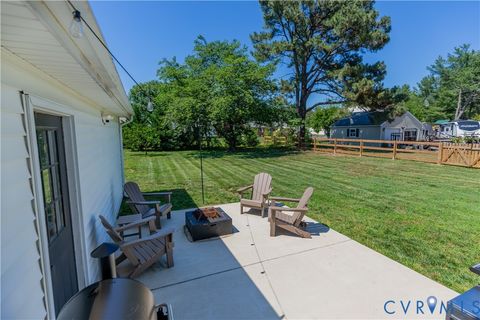 Tiny photo for 8298 Studley Road, Mechanicsville, VA 23116 (MLS # 2615162)