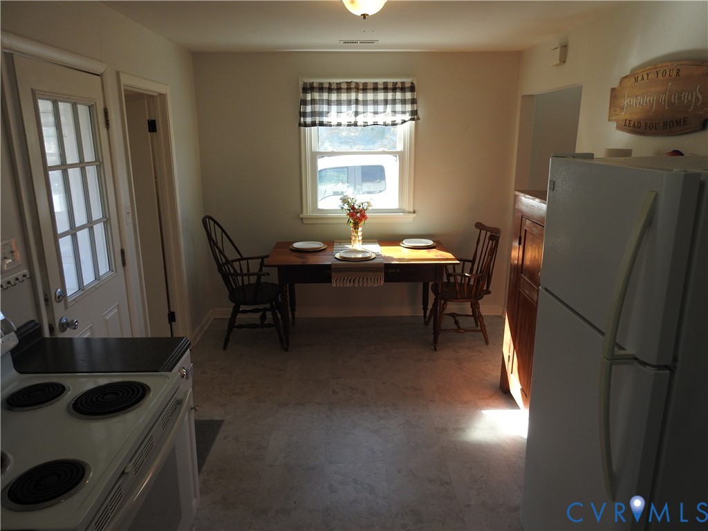 8120 Richmond Tappahannock Highway