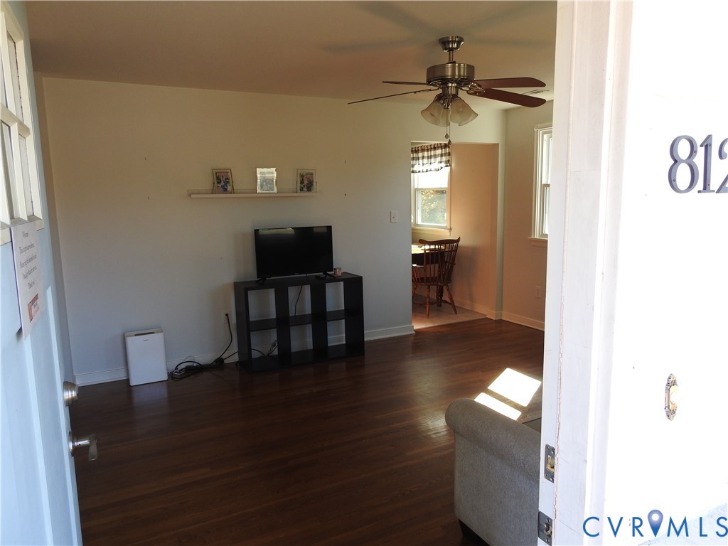 8120 Richmond Tappahannock Highway