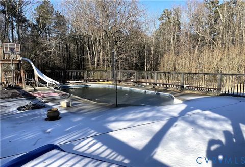 Tiny photo for 1825 Needham Drive, Victoria, VA 23974 (MLS # 2603310)