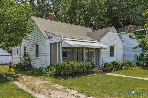 Tiny photo for 607 Hamilton Avenue, Colonial Heights, VA 23834 (MLS # 2616112)