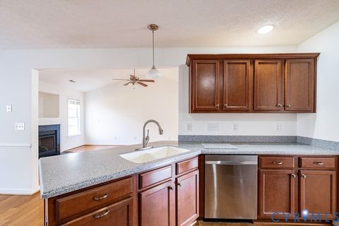 Tiny photo for 206 N Marion Avenue, Hopewell, VA 23860 (MLS # 2607246)