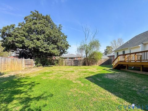 Tiny photo for 206 N Marion Avenue, Hopewell, VA 23860 (MLS # 2607246)