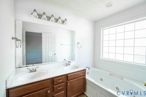 Tiny photo for 206 N Marion Avenue, Hopewell, VA 23860 (MLS # 2607246)