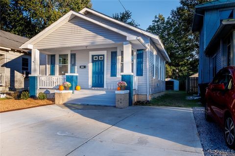 A home in Colonial Heights