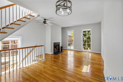 Tiny photo for 101 N 25th Street, Richmond, VA 23223 (MLS # 2627747)