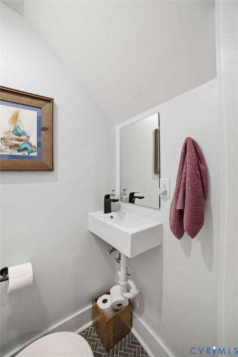 Tiny photo for 405 N Hamilton Street #A, Richmond, VA 23221 (MLS # 2607195)