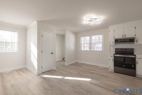 Tiny photo for 228 Washington Avenue, Colonial Heights, VA 23834 (MLS # 2532241)