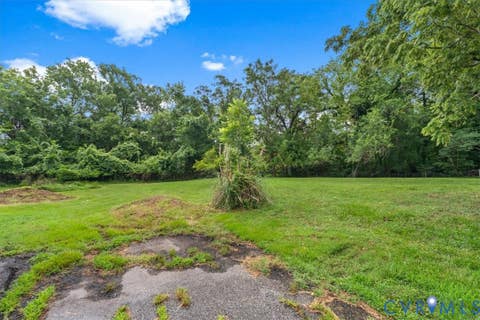 Tiny photo for 813 Wills Road, Petersburg, VA 23803 (MLS # 2619775)