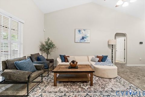 Tiny photo for 813 Wills Road, Petersburg, VA 23803 (MLS # 2619775)