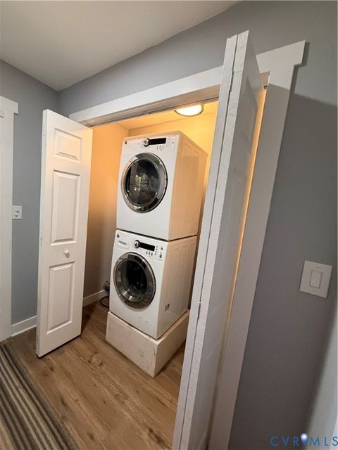 Tiny photo for 3307 Stockton Street, Richmond, VA 23224 (MLS # 2529422)