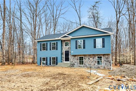 Tiny photo for 142 Patrick Henry Drive, Ruther Glen, VA 22546 (MLS # 2604588)