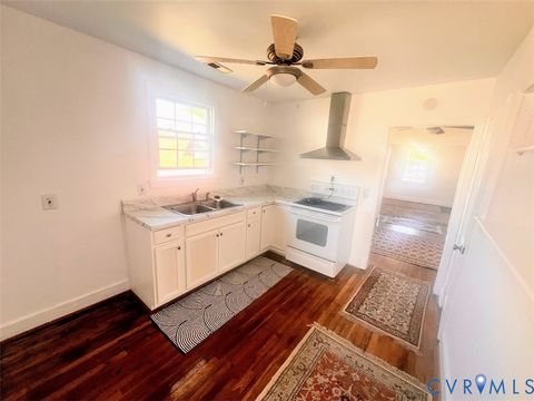Tiny photo for 340 Jefferson Avenue, Colonial Heights, VA 23834 (MLS # 2610960)