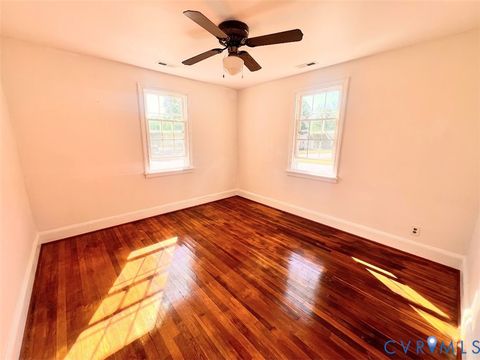 Tiny photo for 340 Jefferson Avenue, Colonial Heights, VA 23834 (MLS # 2610960)