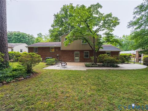 Tiny photo for 115 Flintlock Drive, Colonial Heights, VA 23834 (MLS # 2612121)